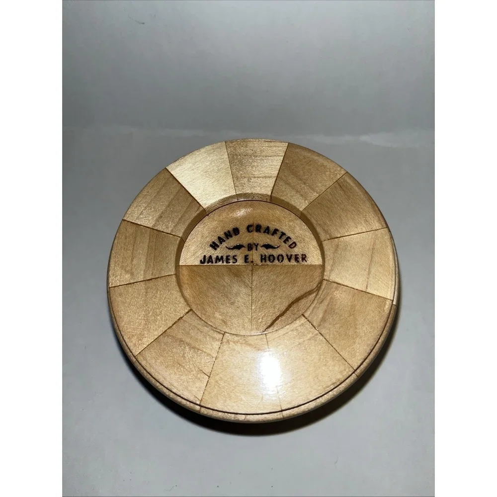 Wood‎ Hand Crafted Decorative storage containers Used